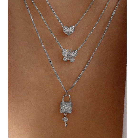 Luxe Rhinestone Lock Key Heart Multilayer Necklace - Picture 2 of 7